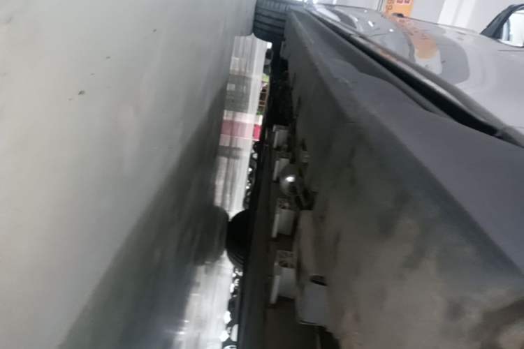 Used BYD Han 2025 DM-i Intelligent Driving Edition 125KM LiDAR Flagship Model Left Side Sill