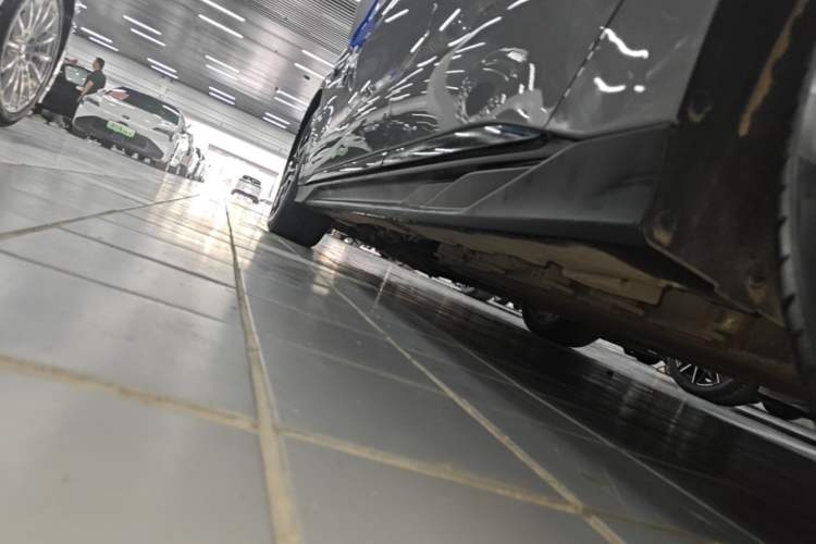 Used BYD Han 2025 DM-i Intelligent Driving Edition 125KM LiDAR Flagship Model Left Side Sill