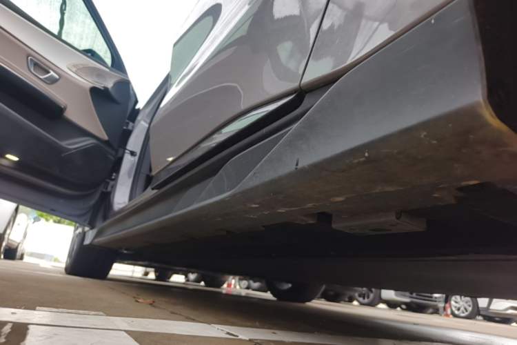 Used BYD Han 2025 EV 605KM Prestige Model Left Side Sill