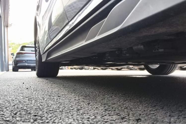 Used BYD Han 2025 DM-i Intelligent Driving Edition 125KM LiDAR Flagship Model Left Side Sill