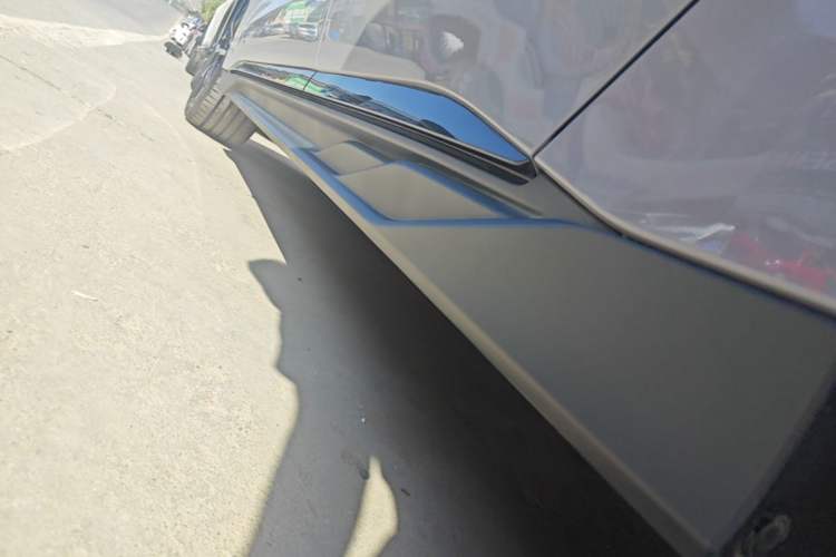 Used BYD Han 2025 DM-i 125KM Prestige Model Left Side Sill