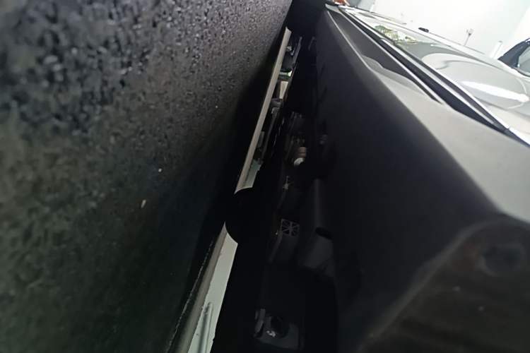 Used BYD Han 2025 DM-i Intelligent Driving Edition 125KM LiDAR Flagship Model Left Side Sill