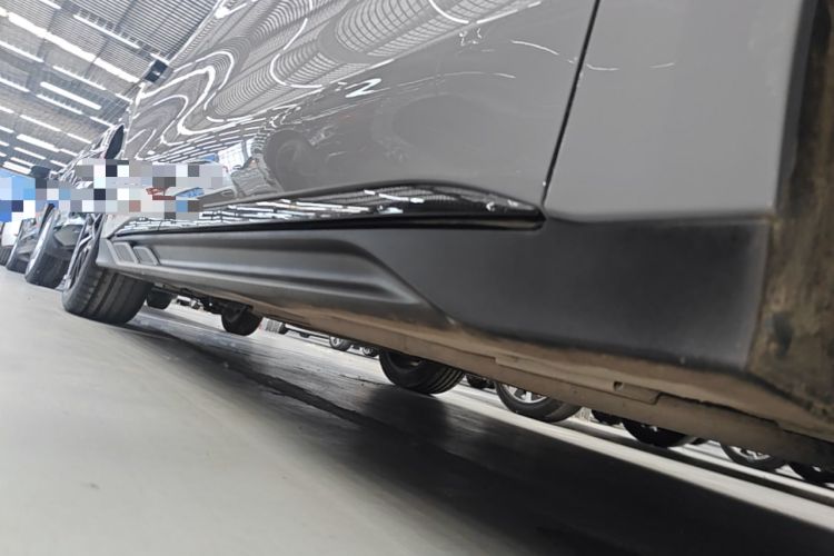 Used BYD Han 2025 DM-i Intelligent Driving Edition 125KM Prestige Model Left Side Sill