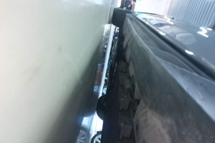 Used BYD Han 2025 DM-i Smart Drive 125KM Prestige Model Left Side Sill
