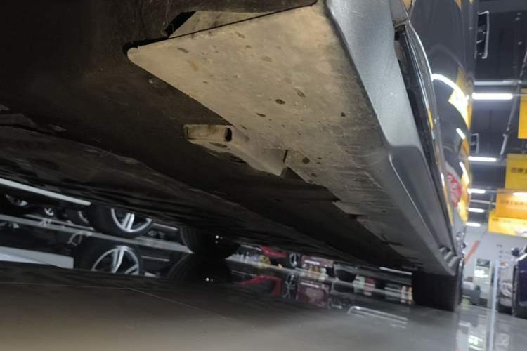 Used BYD Han 2025 EV Intelligent Driving Version 506KM Prestige Model Left Side Sill