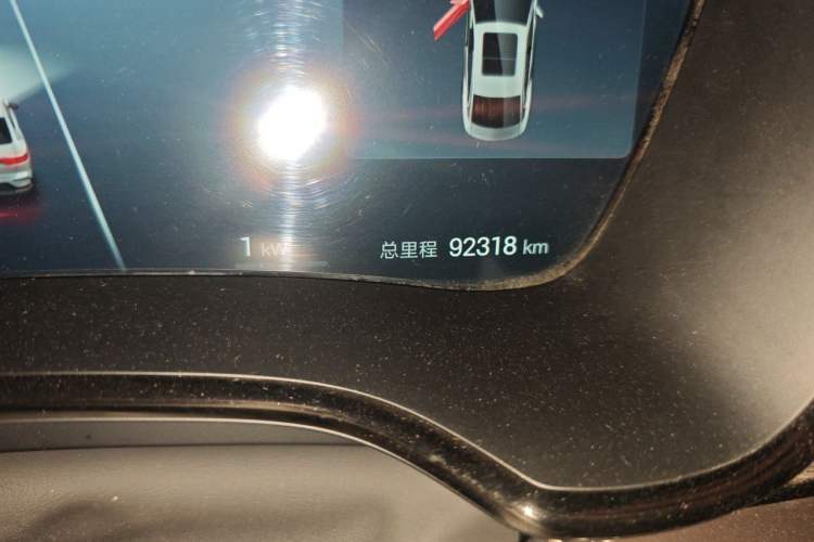 Used BYD Han 2025 DM-i 125KM Prestige Model Odometer Close Up