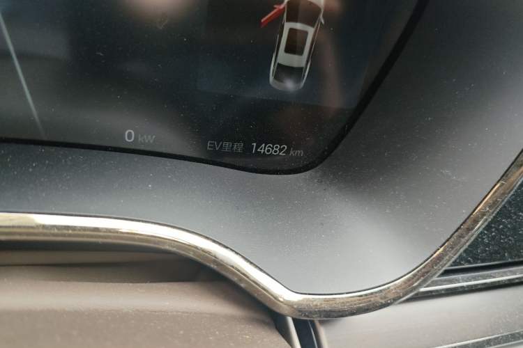 Used BYD Han 2025 DM-i 125KM Elite Model Odometer Close Up