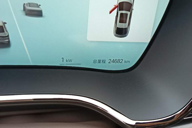 Used BYD Han 2025 DM-i 125KM Prestige Model Odometer Close Up