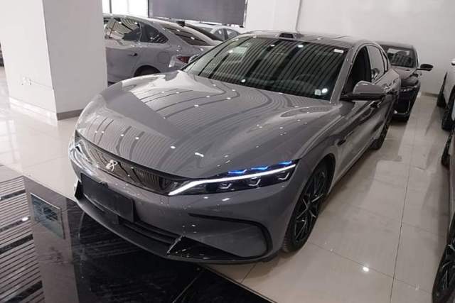 Used BYD Han 2025 DM-i Intelligent Driving Edition 125KM Prestige Model