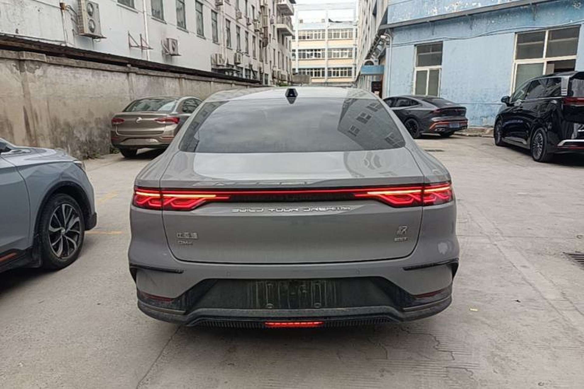 Used BYD Han 2025 DM-i Intelligent Driving Edition 125KM Prestige Model Rear