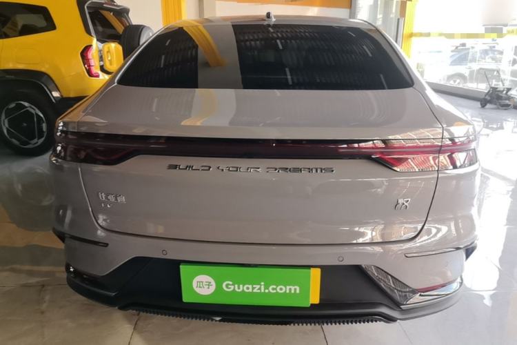 Used BYD Han 2025 EV with 701 km of Laser Radar-Enabled Intelligent Driving Rear