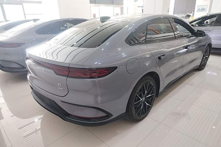 Used BYD Han 2025 DM-i Intelligent Driving Edition 125KM Prestige Model Rear