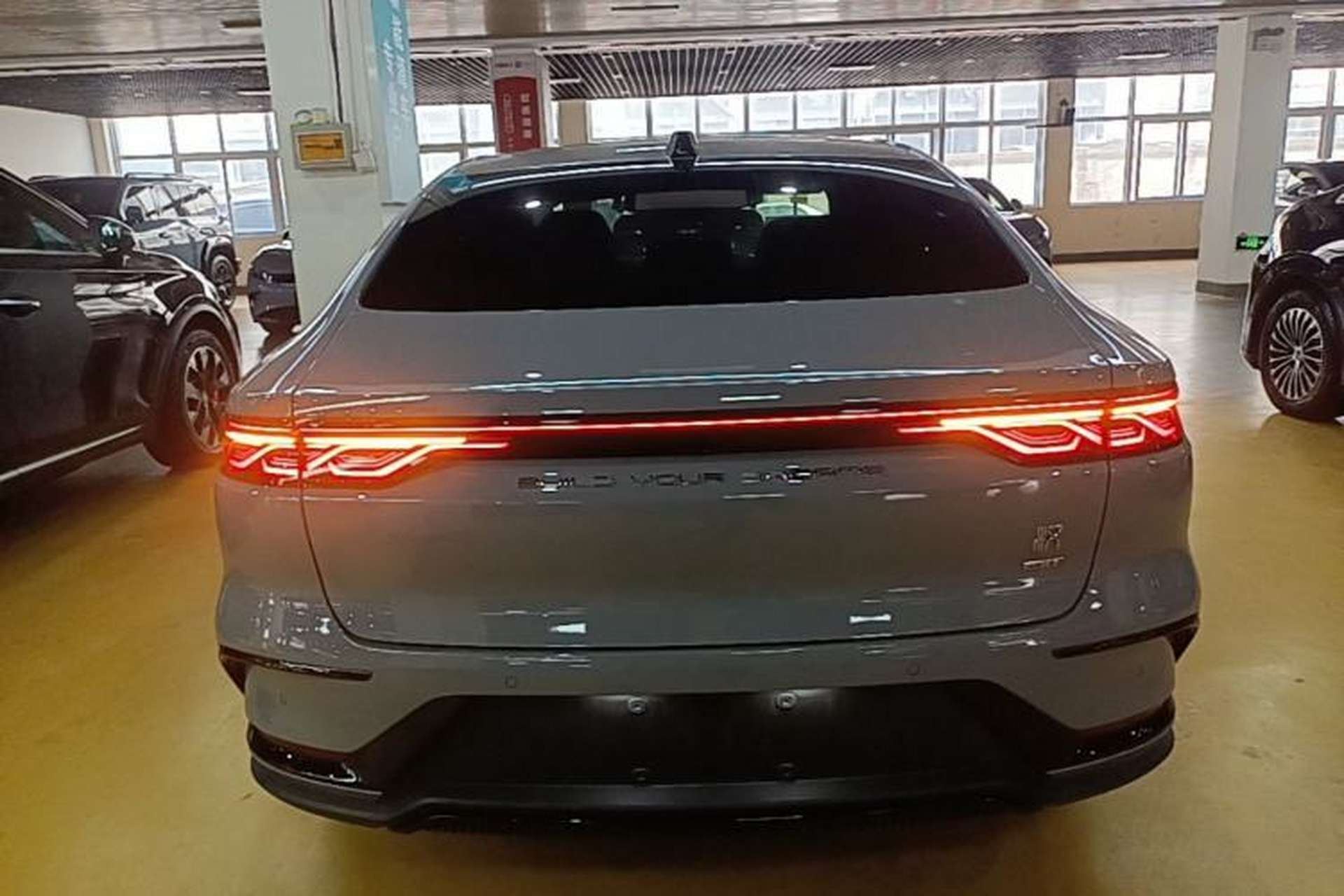Used BYD Han 2025 DM-i Intelligent Driving Edition 125KM LiDAR Flagship Model Rear