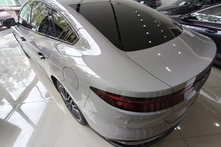 Used BYD Han 2025 DM-i 125KM LiDAR-Powered Intelligent Driving Model Rear Left 45 Deg