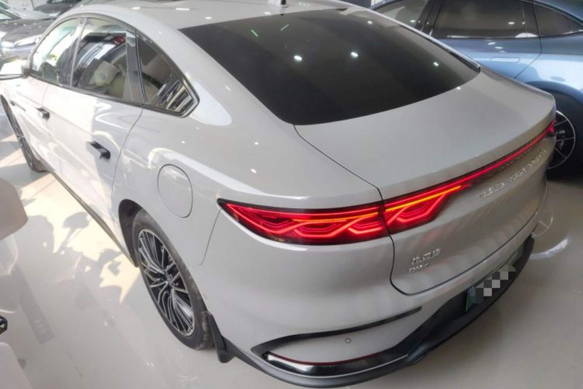 Used BYD Han 2025 DM-i Intelligent Driving Edition 125KM LiDAR Flagship Model Rear Left 45 Deg