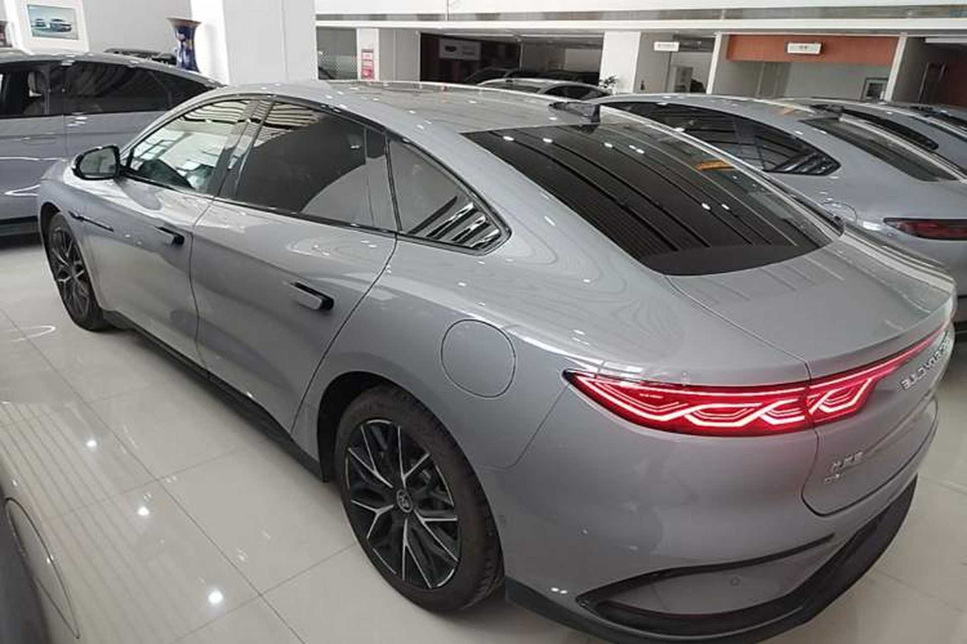 Used BYD Han 2025 DM-i Intelligent Driving Edition 125KM Prestige Model Rear Left 45 Deg