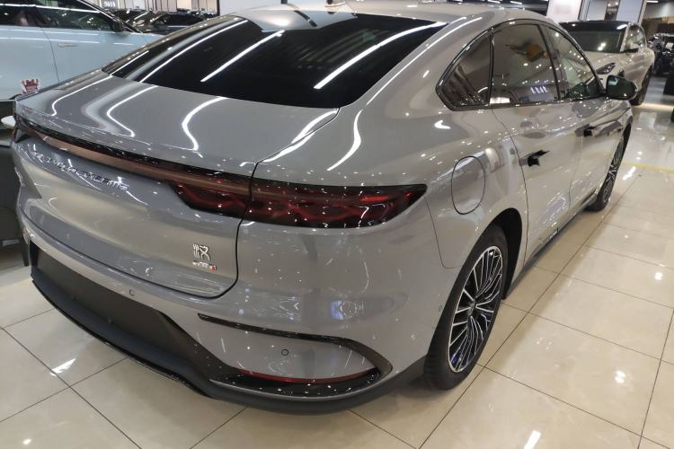 Used BYD Han 2025 DM-i Intelligent Driving Edition 125KM LiDAR Flagship Model Rear Right 45 Deg