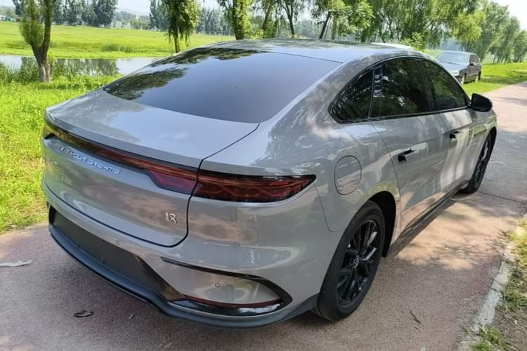 Used BYD Han 2025 DM-i 125KM Elite Model Rear Right 45 Deg