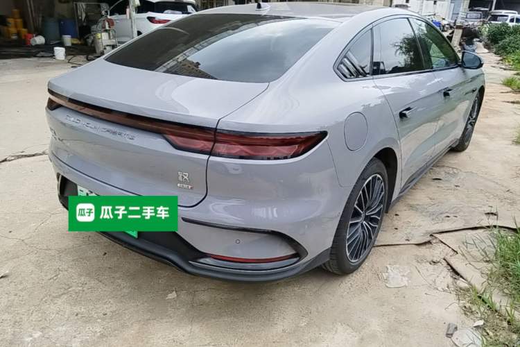 Used BYD Han 2025 DM-i Intelligent Driving Edition 125KM LiDAR Flagship Model Rear Right 45 Deg