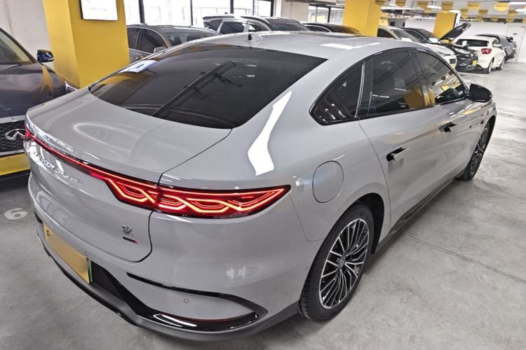 Used BYD Han 2025 DM-i Intelligent Driving Edition 125KM LiDAR Flagship Model Rear Right 45 Deg