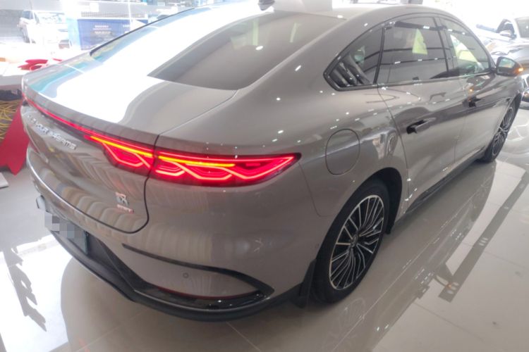 Used BYD Han 2025 DM-i Intelligent Driving Edition 125KM LiDAR Flagship Model Rear Right 45 Deg