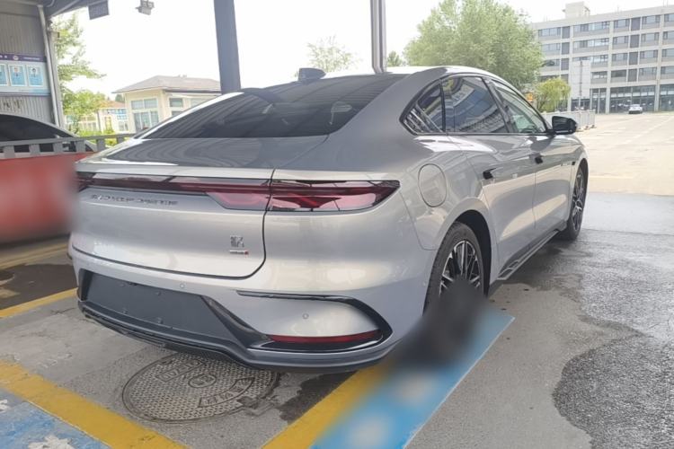 Used BYD Han 2025 Model EV Intelligent Driving Edition 635KM LiDAR Flagship Rear Right 45 Deg