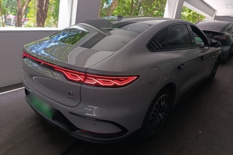 Used BYD Han 2025 DM-i Intelligent Driving Edition 125KM LiDAR Flagship Model Rear Right 45 Deg