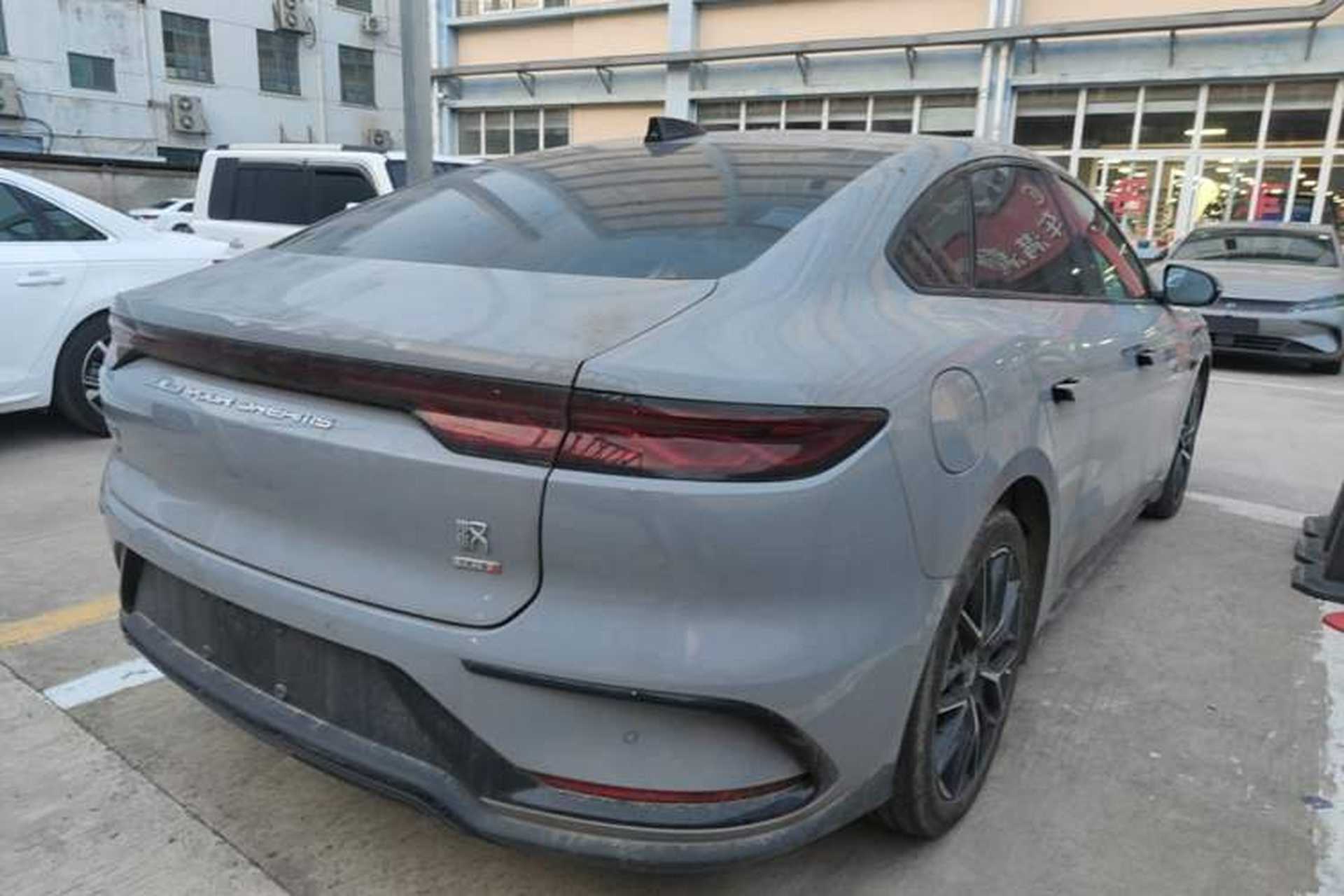 Used BYD Han 2025 DM-i Intelligent Driving Edition 125KM Prestige Model Rear Right 45 Deg