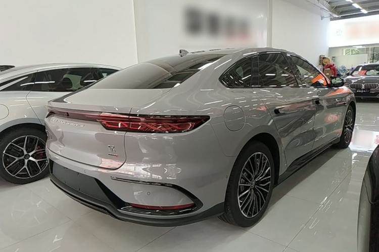 Used BYD Han 2025 DM-i Intelligent Driving Edition 125KM LiDAR Flagship Model Rear Right 45 Deg