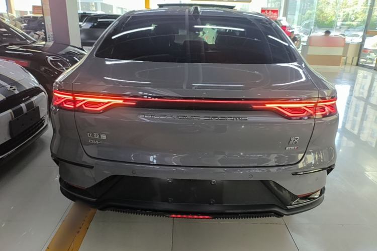 Used BYD Han 2025 DM-i Intelligent Driving Edition 125KM Prestige Model Rear