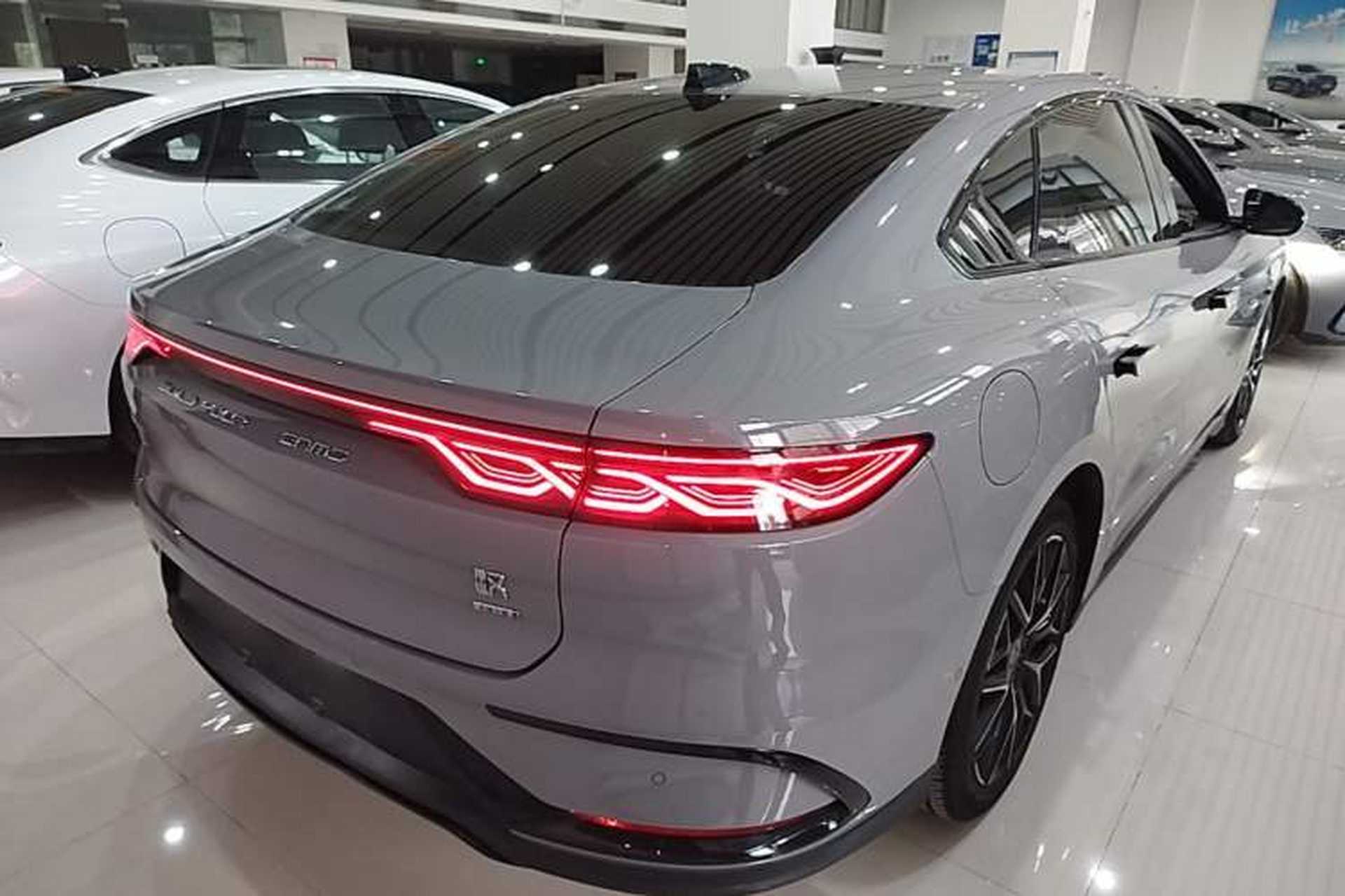 Used BYD Han 2025 DM-i Intelligent Driving Edition 125KM Prestige Model Rear