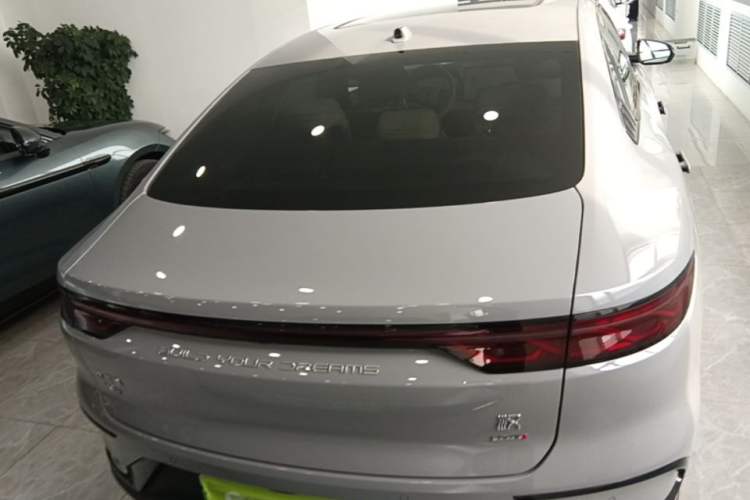 Used BYD Han 2025 DM-i Intelligent Driving Edition 125KM LiDAR Flagship Model Rear