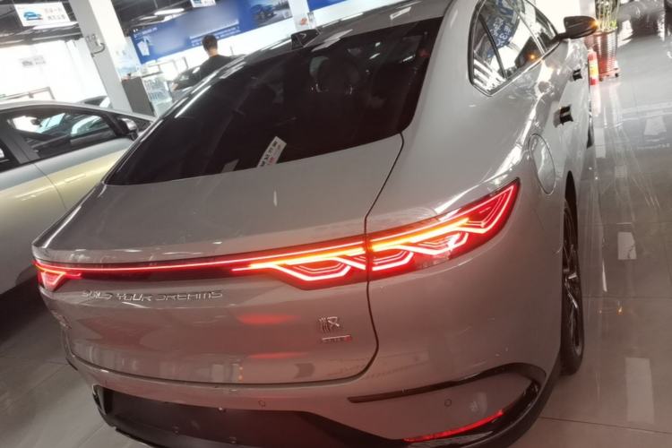 Used BYD Han 2025 DM-i 125KM LiDAR-Powered Intelligent Driving Model Rear