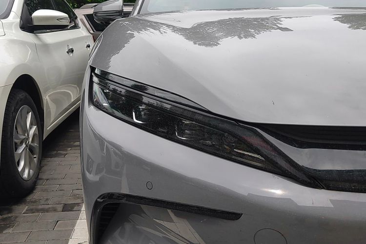 Used BYD Han 2025 DM-i 125KM Prestige Model Right Front Headlight