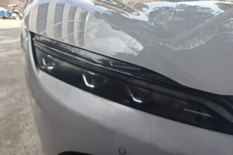 Used BYD Han 2025 DM-i 125KM Elite Model Right Front Headlight