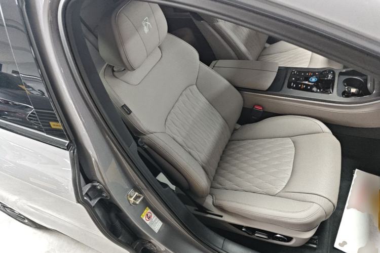 Used BYD Han 2025 DM-i Intelligent Driving Edition 125KM LiDAR Flagship Model Right Front Seat