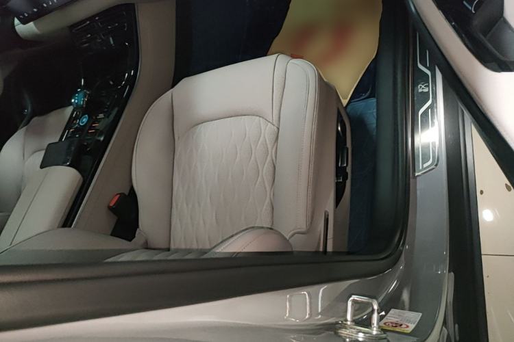 Used BYD Han 2025 EV Intelligent Driving Edition 605KM Prestige Model Right Front Seat