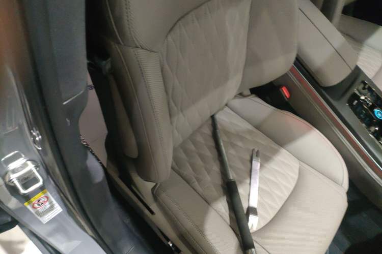 Used BYD Han 2025 DM-i Intelligent Driving Edition 125KM LiDAR Flagship Model Right Front Seat