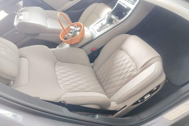 Used BYD Han 2025 DM-i Intelligent Driving Edition 125KM LiDAR Flagship Model Right Front Seat