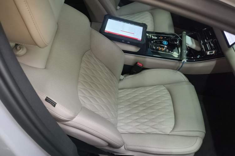 Used BYD Han 2025 EV 506KM Prestige Edition Right Front Seat