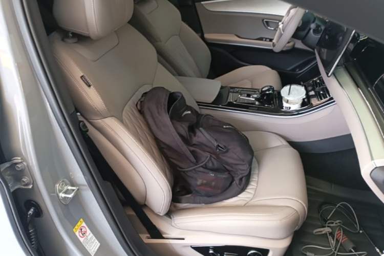 Used BYD Han 2025 DM-i 125KM Prestige Model Right Front Seat