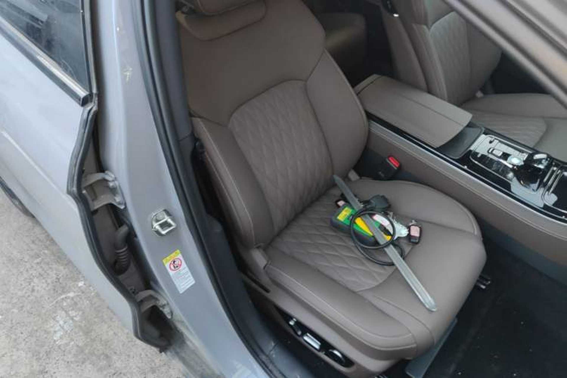 Used BYD Han 2025 DM-i Intelligent Driving Edition 125KM Prestige Model Right Front Seat