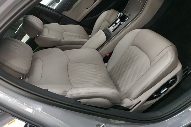 Used BYD Han 2025 DM-i Intelligent Driving Edition 125KM LiDAR Flagship Model Right Front Seat