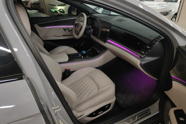 Used BYD Han 2025 DM-i 125KM LiDAR-Powered Intelligent Driving Model Right Front Seat