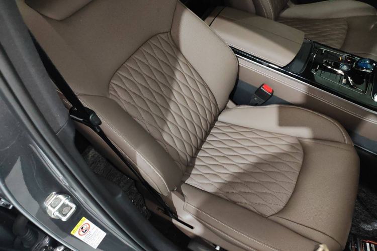 Used BYD Han 2025 EV 506KM Prestige Edition Right Front Seat