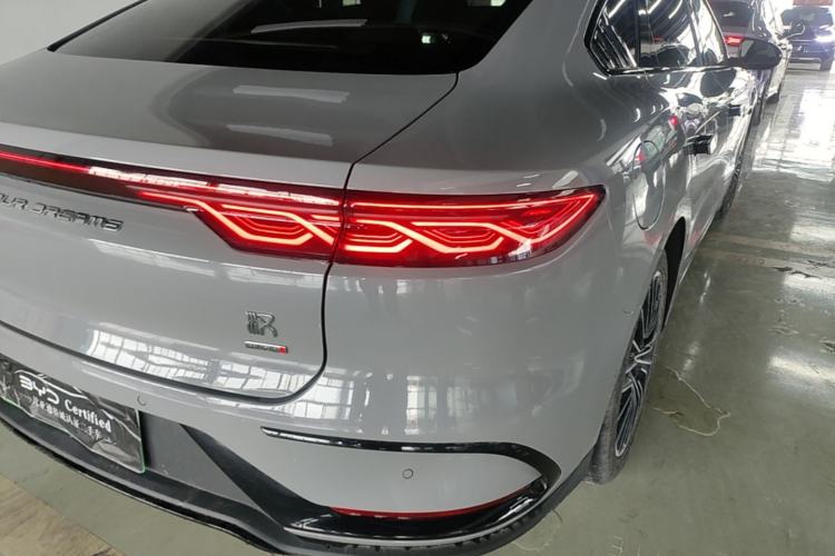 Used BYD Han 2025 DM-i Intelligent Driving Edition 125KM LiDAR Flagship Model Right Rear Taillight