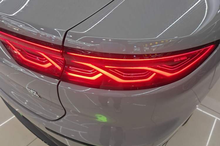 Used BYD Han 2025 DM-i 125KM LiDAR-Powered Intelligent Driving Model Right Rear Taillight