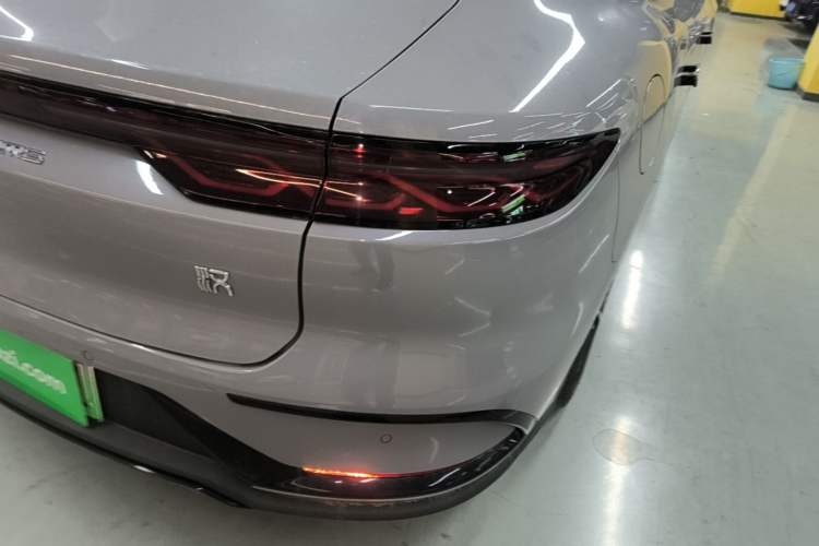 Used BYD Han 2025 EV 506KM Prestige Edition Right Rear Taillight