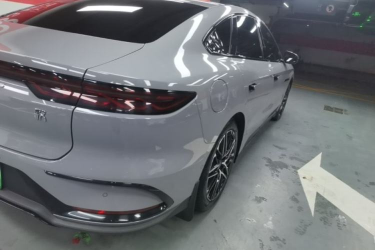 Used BYD Han 2025 EV 605KM Prestige Model Right Rear Taillight