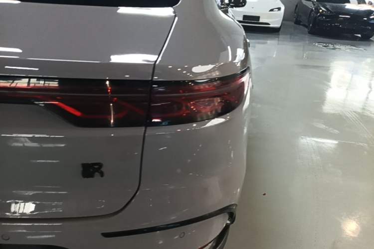 Used BYD Han 2025 EV Intelligent Driving Edition 605KM Prestige Model Right Rear Taillight